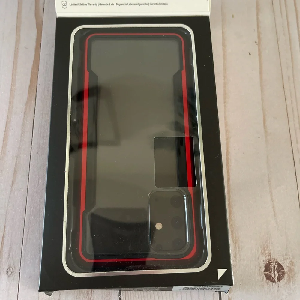 Defense Galaxy S20+ case NWT